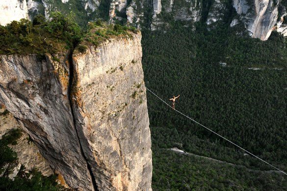 Highlining at the 2015 Natural Games